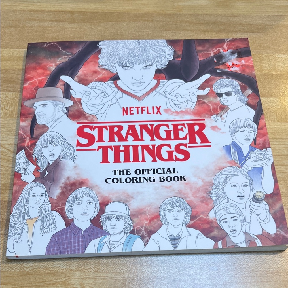 #0931+ Stranger Things Official Coloring Book - Picture 1 of 16